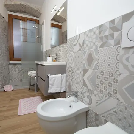 Vico Durazzo * Генуя